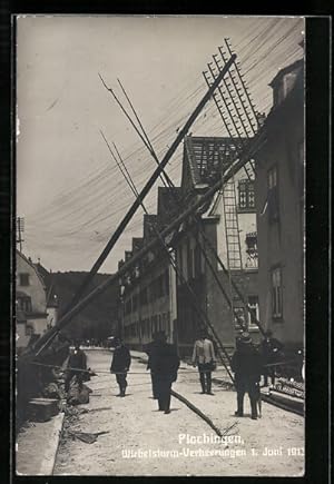 Ansichtskarte Plochingen, Wirbelsturm-Verheerungen 1913, umgekippte Strommasten