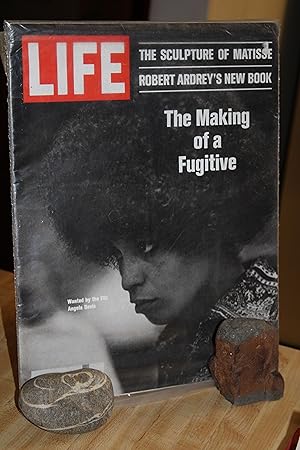 Seller image for Life for sale by Wagon Tongue Books