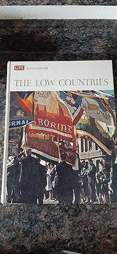 Seller image for Life World Library THE LOW COUNTRIES for sale by Darby Jones