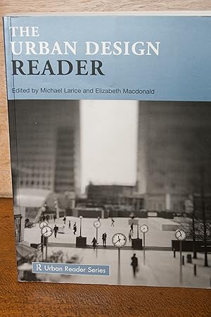 Imagen del vendedor de The Urban Design Reader (Routledge Urban Reader Series) a la venta por Snowden's Books
