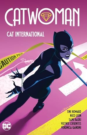 Seller image for Catwoman 2 : Cat International for sale by GreatBookPrices