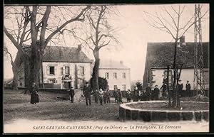 Carte postale Saint-Gervais-d`Auvergne, Le Presbytère, La Terrasse