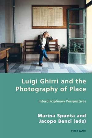 Seller image for Luigi Ghirri and the Photography of Place for sale by BuchWeltWeit Ludwig Meier e.K.