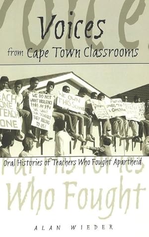 Bild des Verkufers fr Voices from Cape Town Classrooms zum Verkauf von BuchWeltWeit Ludwig Meier e.K.