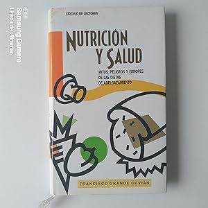 Image du vendeur pour Nutricin y salud. Mitos, peligros y errores de las dietas de adelgazamiento. mis en vente par Libros de Ultramar. Librera anticuaria.