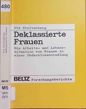 Seller image for Deklassierte Frauen. for sale by Antiquariat Bookfarm