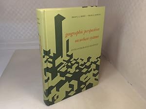 Bild des Verkufers fr Geographic Perspectives on Urban Systems. With Integrated Readings. zum Verkauf von Antiquariat Silvanus - Inhaber Johannes Schaefer