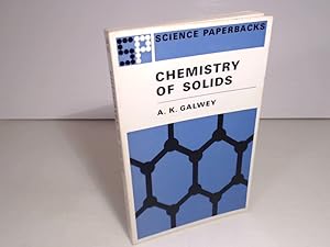 Image du vendeur pour Chemistry of Solids. An Introduction to the Chemistry of Solids and Solid Surfaces. mis en vente par Antiquariat Silvanus - Inhaber Johannes Schaefer
