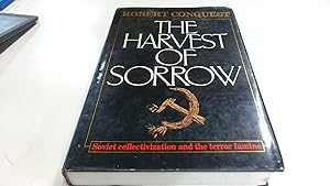 Immagine del venditore per The Harvest of Sorrow: Soviet Collectivization and the Terror-famine venduto da BoundlessBookstore
