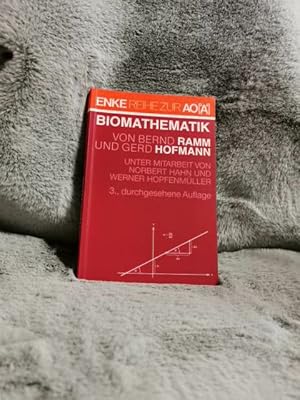 Seller image for Biomathematik und medizinische Statistik. von Bernd Ramm u. Gerd Hofmann. Unter Mitarb. von Norbert Hahn u. Werner Hopfenmller / Enke-Reihe zur AO, () for sale by TschaunersWelt