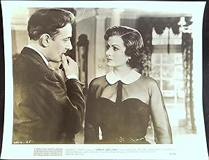 Image du vendeur pour Trent's Last Case 8 X 10 Still 1953 Margaret Lockwood, Michael Wilding, Orson Welles mis en vente par AcornBooksNH