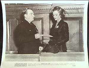 Bild des Verkufers fr Trent's Last Case 8 X 10 Still 1953 Margaret Lockwood, Michael Wilding, Orson Welles zum Verkauf von AcornBooksNH