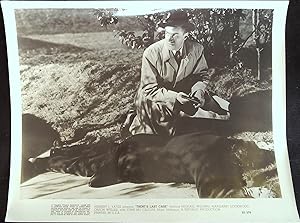 Image du vendeur pour Trent's Last Case 8 X 10 Still 1953 Margaret Lockwood, Michael Wilding, Orson Welles mis en vente par AcornBooksNH