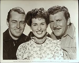 Image du vendeur pour Whispering Smith 8 X 10 Still 1949 Alan Ladd, Robert Preston, Brenda Marshall mis en vente par AcornBooksNH