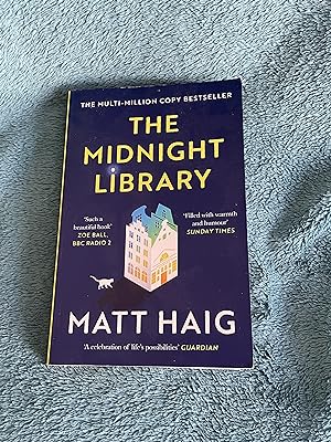 Image du vendeur pour The Midnight Library mis en vente par Jon A Sewell