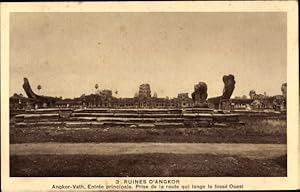 Bild des Verkufers fr Ansichtskarte / Postkarte Kambodscha, Ruines d'Angkor Vath, Entre principale zum Verkauf von akpool GmbH