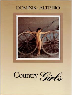 Imagen del vendedor de Country Girls a la venta por PRIMOBUCH