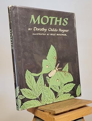 Image du vendeur pour Moths mis en vente par Henniker Book Farm and Gifts