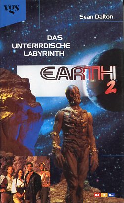 Bild des Verkufers fr Earth 2 - Das unterirdische Labyrinth zum Verkauf von Antiquariat Buchkauz