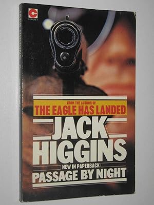 Imagen del vendedor de Passage By Night a la venta por Manyhills Books
