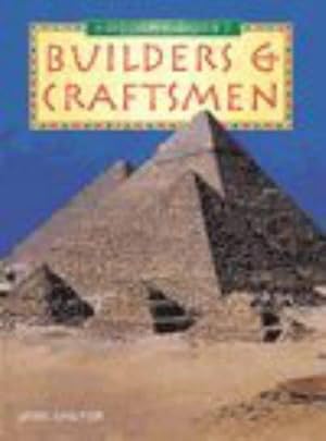 Immagine del venditore per History Topic Books: The Ancient Egyptians Builders and Craftsmen Paperback venduto da WeBuyBooks