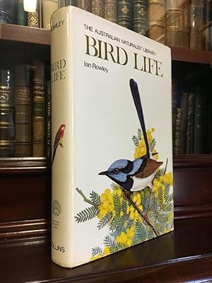 Imagen del vendedor de Bird Life: The Australian Naturalist Library. a la venta por Time Booksellers
