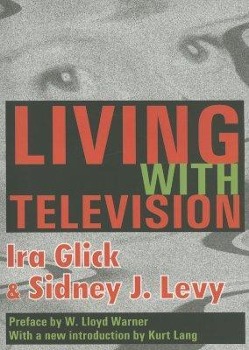 Seller image for LIVING W/TELEVISION for sale by moluna
