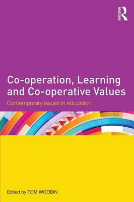 Bild des Verkufers fr Co-operation, Learning and Co-operative Values zum Verkauf von moluna