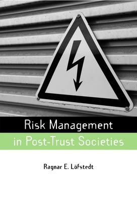 Bild des Verkufers fr Risk Management in Post-Trust Societies zum Verkauf von moluna