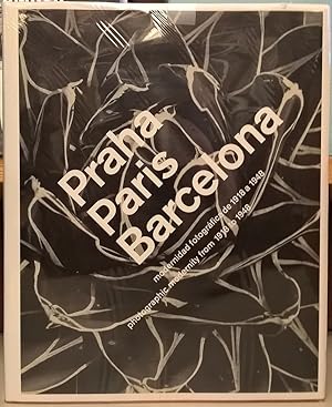 Immagine del venditore per Praha, Paris, Barcelona: Photographic Modernity 1918-1948 venduto da Moe's Books