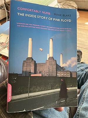 Imagen del vendedor de Comfortably Numb: The Inside Story of Pink Floyd a la venta por A.C. Daniel's Collectable Books