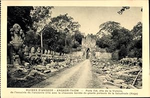Bild des Verkufers fr Ansichtskarte / Postkarte Angkor Thom Kambodscha, Tempelanlage, Statuen zum Verkauf von akpool GmbH