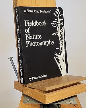 Imagen del vendedor de Fieldbook of Nature Photography a la venta por Henniker Book Farm and Gifts
