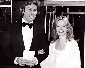 Photo de Presse Angharad Rees et Robin Ellis.