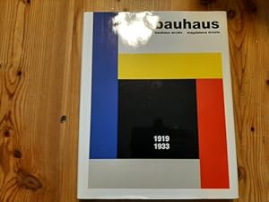 Bild des Verkufers fr Bauhaus : 1919 - 1933 zum Verkauf von Gebrauchtbcherlogistik  H.J. Lauterbach