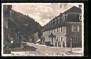 Bild des Verkufers fr Ansichtskarte Zell i. Wiesental, Robert-Wagner-Strasse mit Blick zur Kapelle zum Verkauf von Bartko-Reher