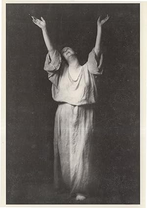 Imagen del vendedor de Isadora Duncan American Dancer Rare Award Photo Postcard a la venta por Postcard Finder