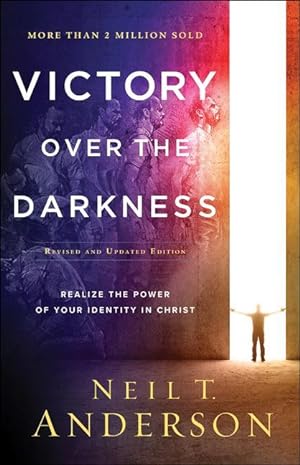 Bild des Verkufers fr Victory Over the Darkness: Realize the Power of Your Identity in Christ zum Verkauf von moluna