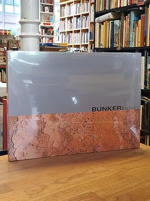 Seller image for BUNKERbiotop - im Bunkerhotel unter dem Marktplatz von Stuttgart, hrsg. von Jrg Esefeld u. Werner Lorke, Einfhrung von Roland Mller, for sale by Antiquariat Orban & Streu GbR