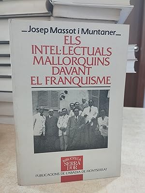 Imagen del vendedor de ELS INTELLECTUALS MALLORQUINS DAVANT EL FRANQUISME. a la venta por LLIBRERIA KEPOS-CANUDA