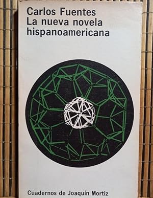 Imagen del vendedor de La nueva novela hispanoamericana a la venta por Libros de Ultramar Alicante