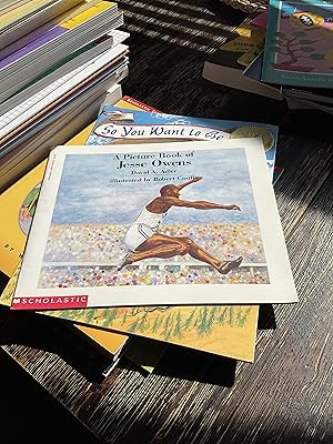 Seller image for A PICTURE BOOK OF JESSE OWENS for sale by BooksByLisa