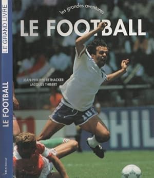 Immagine del venditore per Le Football venduto da Dmons et Merveilles