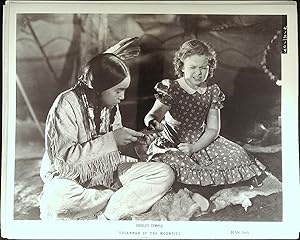 Bild des Verkufers fr Susannah of the Mounties 1939 8 x 10 Still Shirley Temple, Randolph Scott zum Verkauf von AcornBooksNH