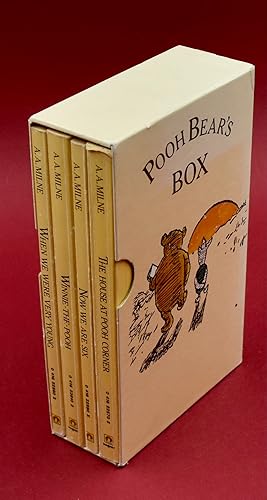 Immagine del venditore per Pooh Bear's Box. Four Volumes in Slipcase. venduto da Libris Books