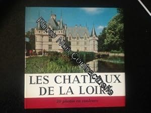 Immagine del venditore per Les chteaux de la Loire venduto da Dmons et Merveilles