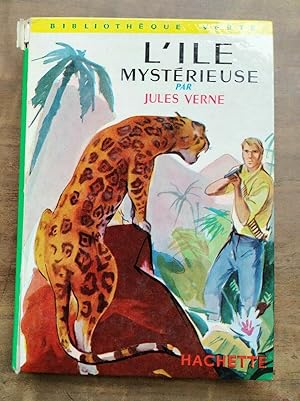 Imagen del vendedor de L'ile mystrieuse hachette a la venta por Dmons et Merveilles