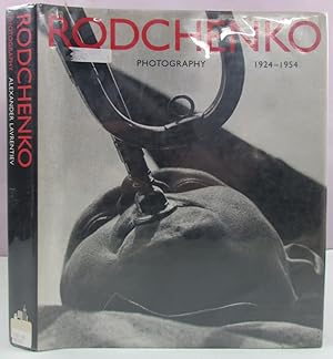 Imagen del vendedor de Alexander Rodchenko: Photography 1924-1954 a la venta por Antique Emporium