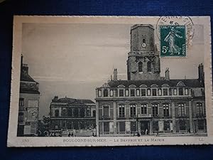 CPA Boulogne-sur-Mer Le Beffroi et la Mairie LL N183