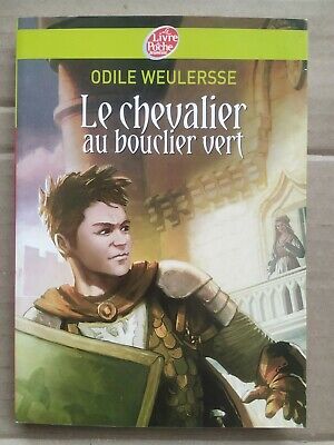 Image du vendeur pour Le Chevalier au bouclier vert Le Livre de poche mis en vente par Dmons et Merveilles